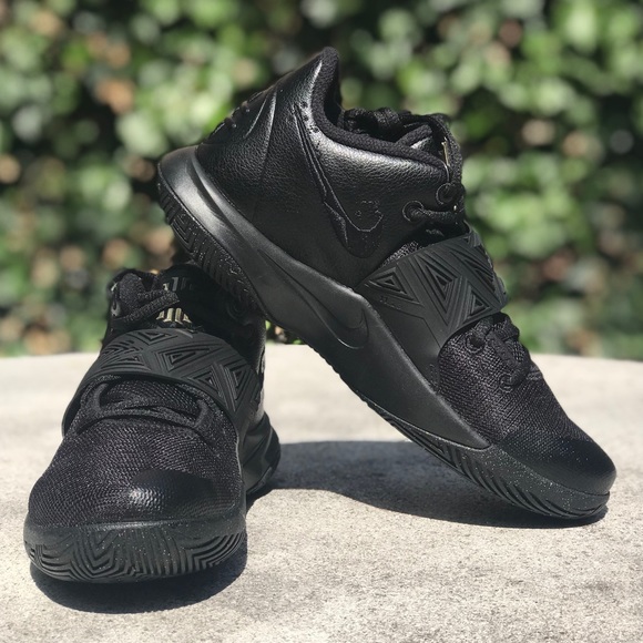 Nike | Shoes | Nike Kyrie Flytrap 3 